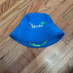 Speedo Aqua Blue Bucket Hat with Green Accent